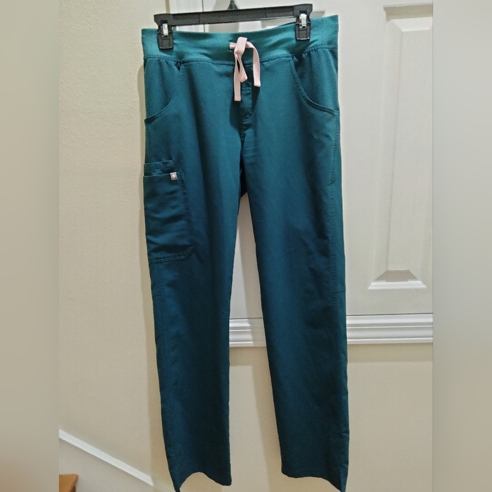 Figs Technical Collection Cargo Scrub Pants